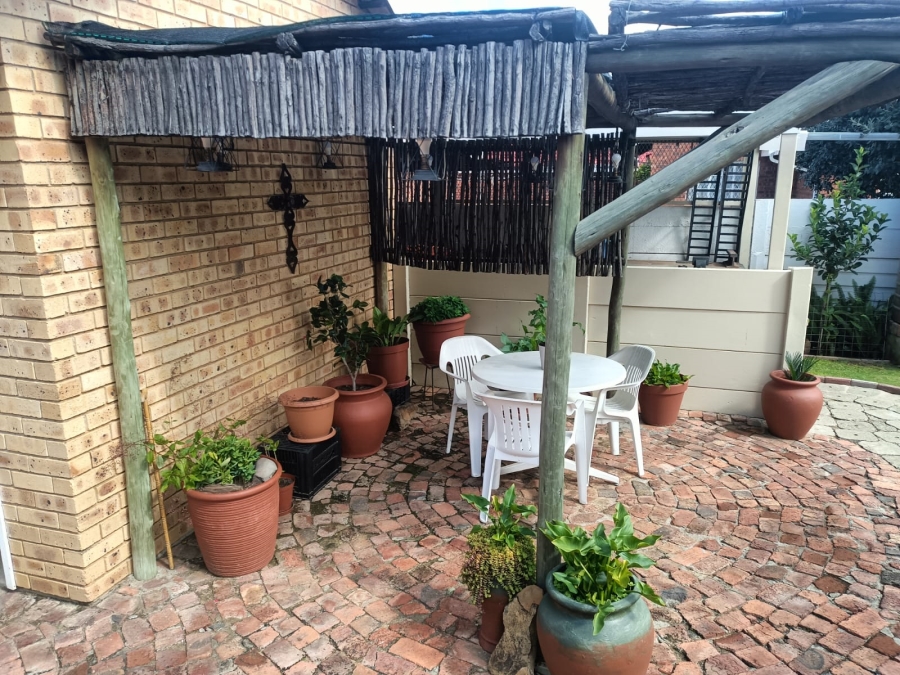 3 Bedroom Property for Sale in Naudeville Free State